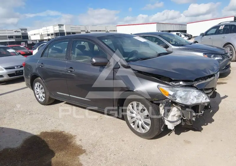 2013 Toyota COROLLA photo