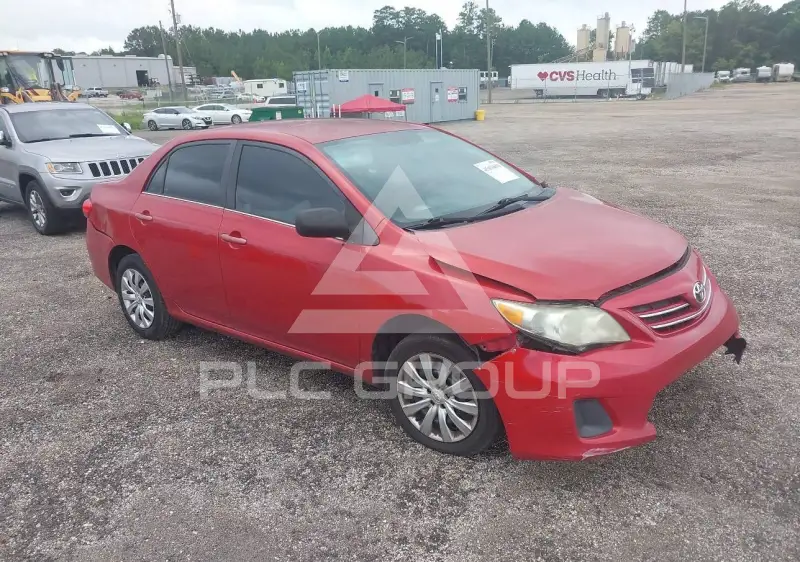 2013 Toyota COROLLA фото