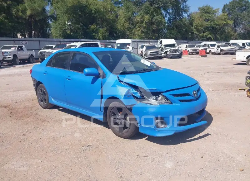 2013 Toyota COROLLA photo