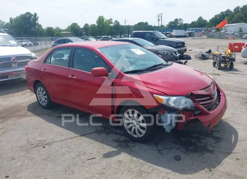2013 Toyota COROLLA фото