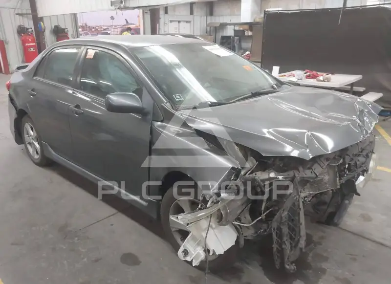 2013 Toyota COROLLA photo