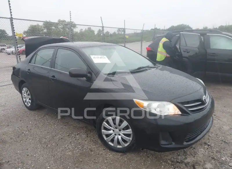 2013 Toyota COROLLA photo