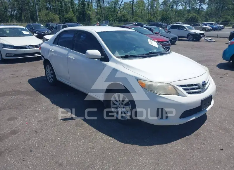 2013 Toyota COROLLA photo