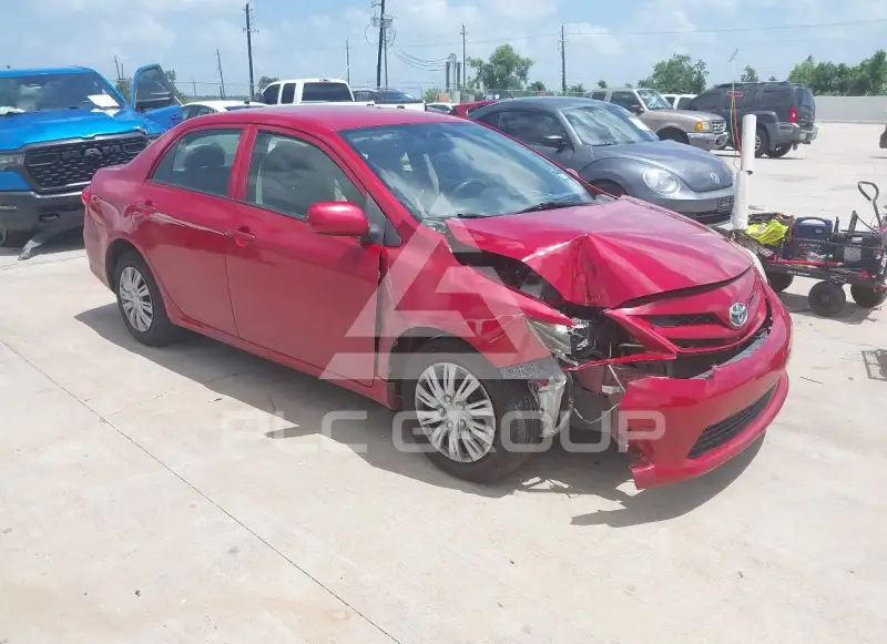 2013 Toyota COROLLA photo