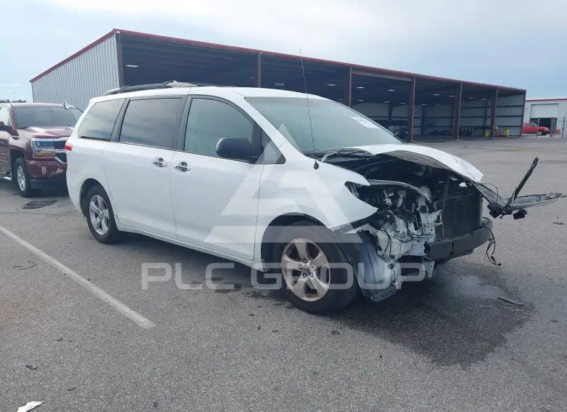 2013 Toyota SIENNA фото