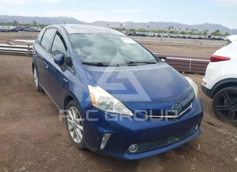 2013 Toyota PRIUS фото
