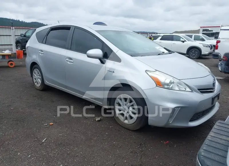 2013 Toyota PRIUS фото