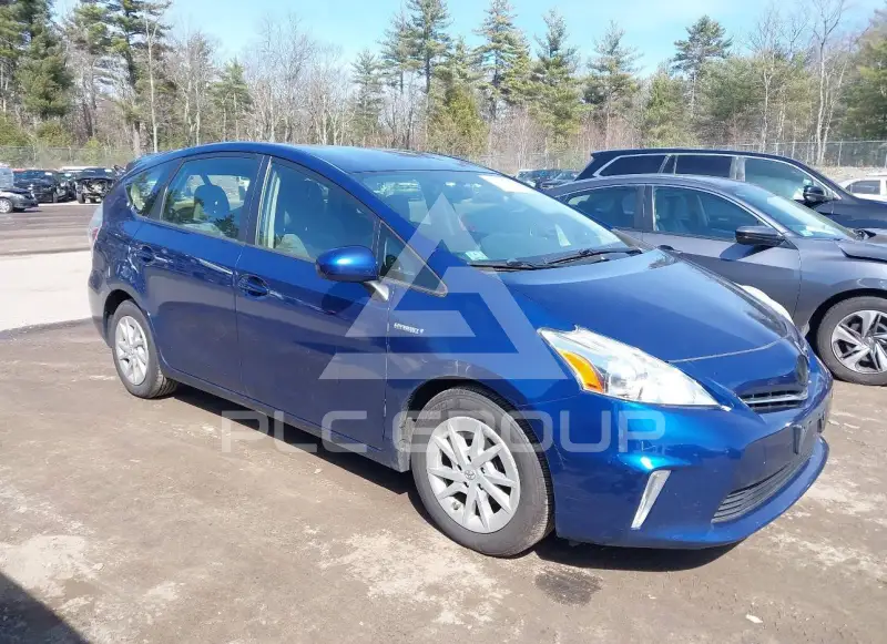 2013 Toyota PRIUS фото