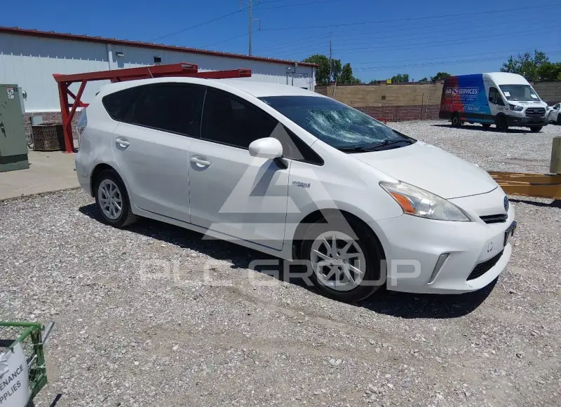 2013 Toyota PRIUS фото