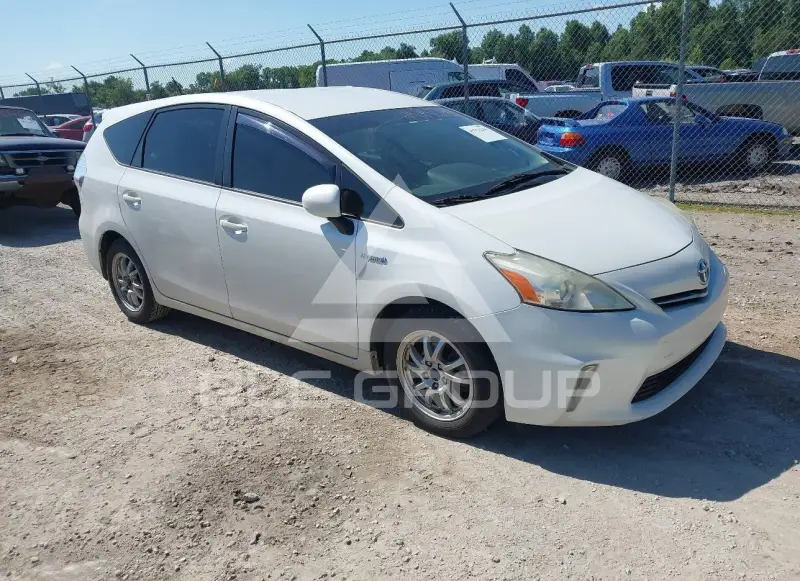 2013 Toyota PRIUS фото