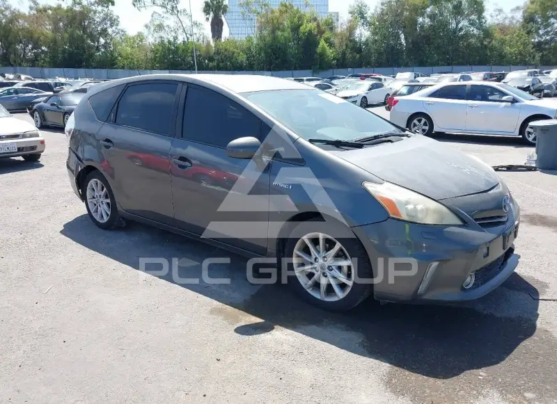 2013 Toyota PRIUS фото