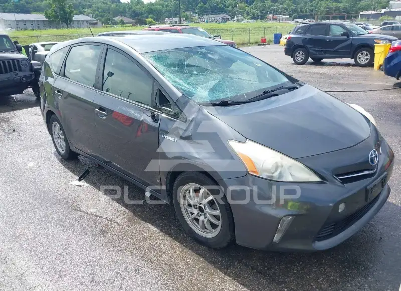 2013 Toyota PRIUS фото