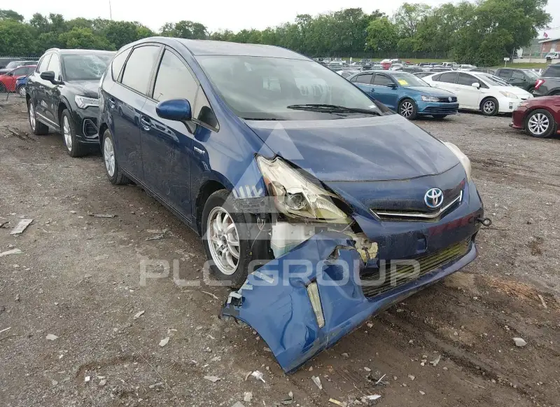 2013 Toyota PRIUS фото