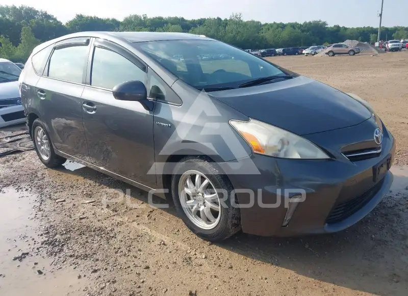 2013 Toyota PRIUS фото