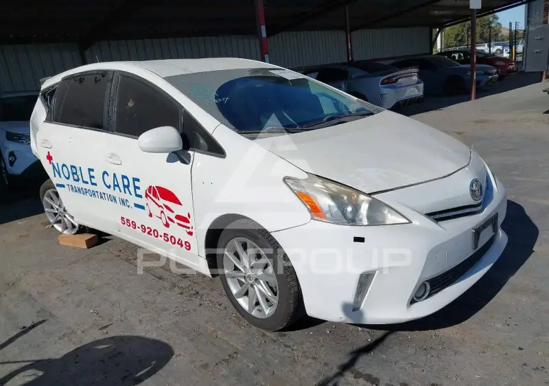 2013 Toyota PRIUS фото