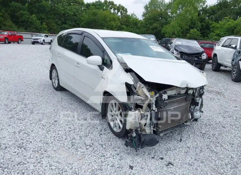 2013 Toyota PRIUS photo