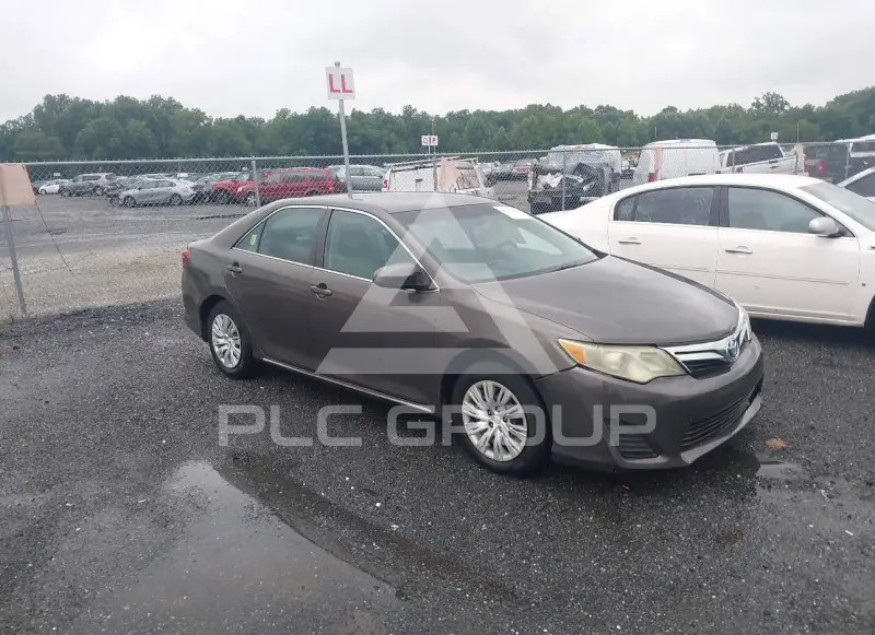 2013 Toyota CAMRY photo