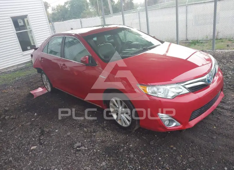 2013 Toyota CAMRY photo