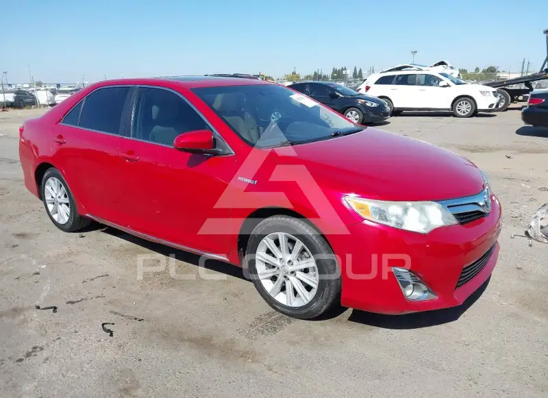2013 Toyota CAMRY photo