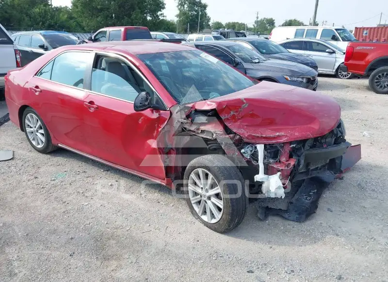 2013 Toyota CAMRY photo