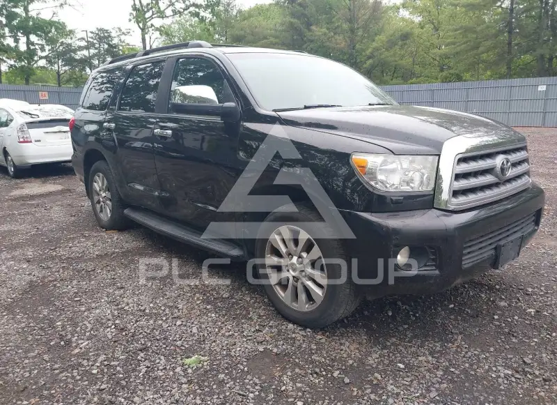 2013 Toyota SEQUOIA фото