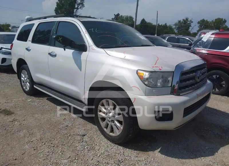 2013 Toyota SEQUOIA photo