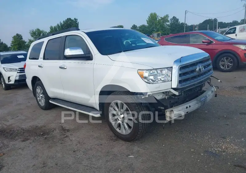 2013 Toyota SEQUOIA фото