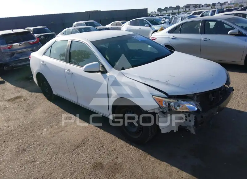 2013 Toyota CAMRY фото
