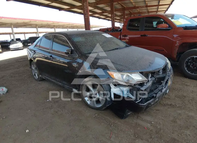 2013 Toyota CAMRY фото