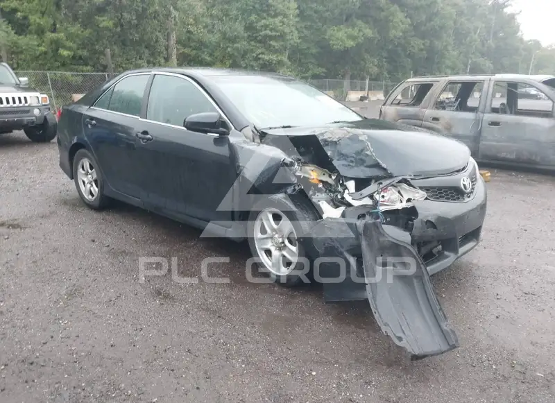 2013 Toyota CAMRY photo