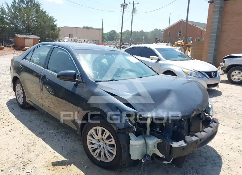 2013 Toyota CAMRY фото