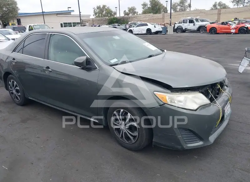 2013 Toyota CAMRY photo