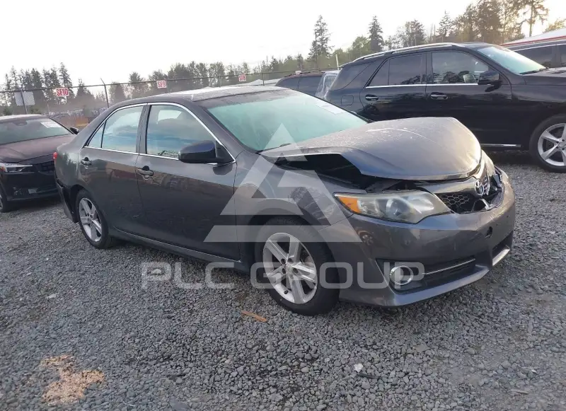 2013 Toyota CAMRY photo