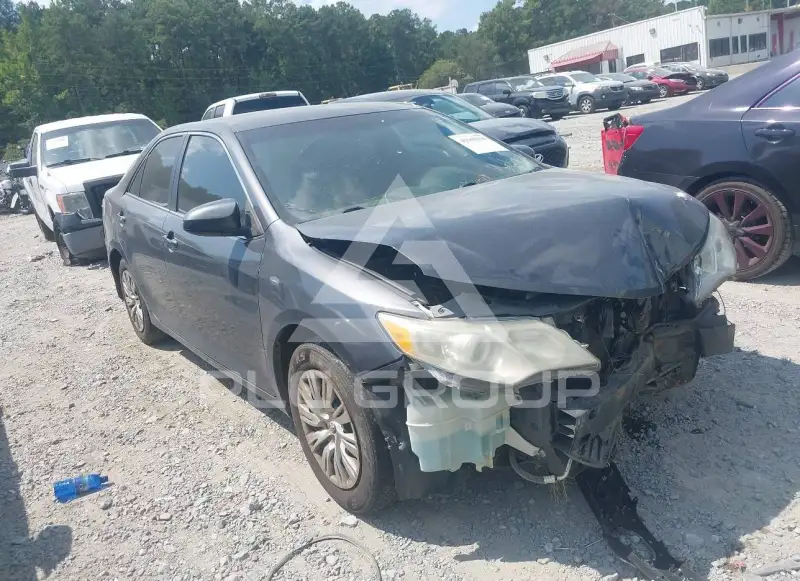 2013 Toyota CAMRY photo