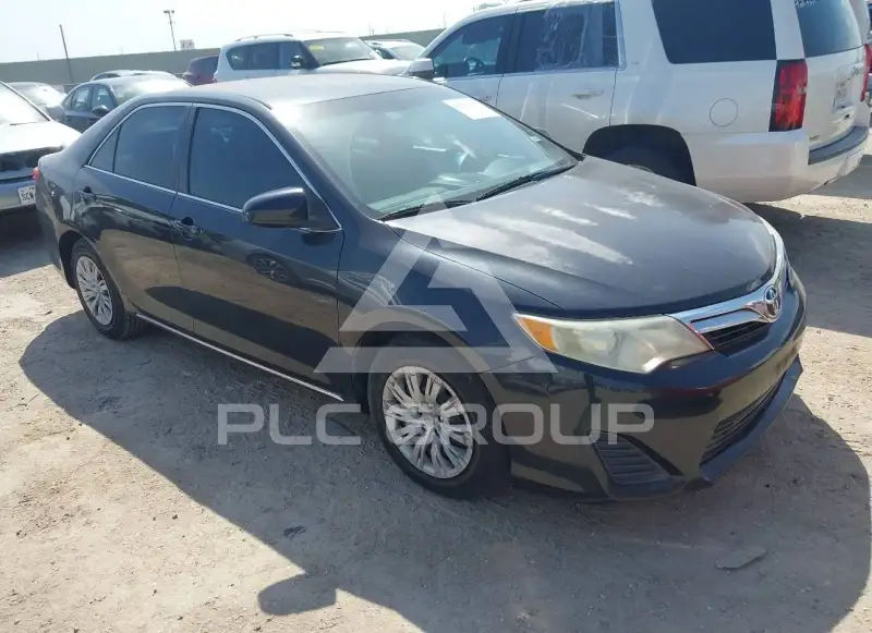 2013 Toyota CAMRY photo