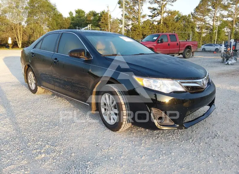 2013 Toyota CAMRY фото