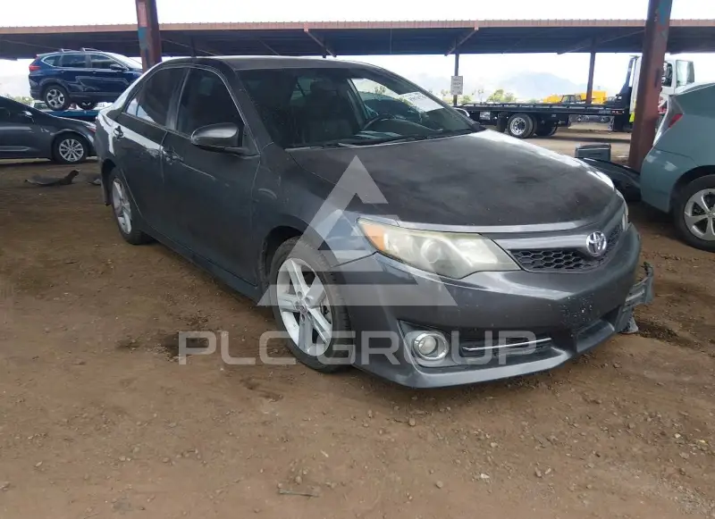 2013 Toyota CAMRY photo