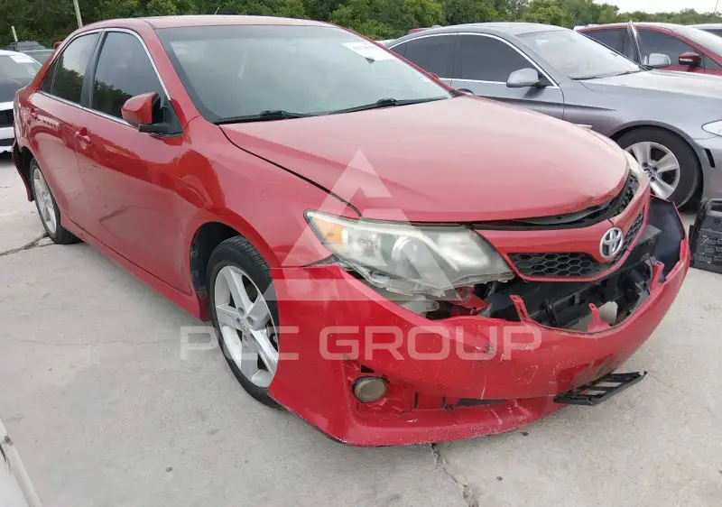 2013 Toyota CAMRY фото