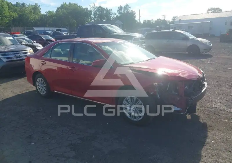 2013 Toyota CAMRY фото