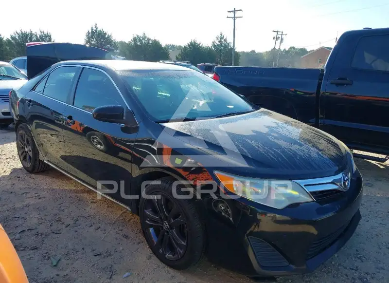 2013 Toyota CAMRY фото