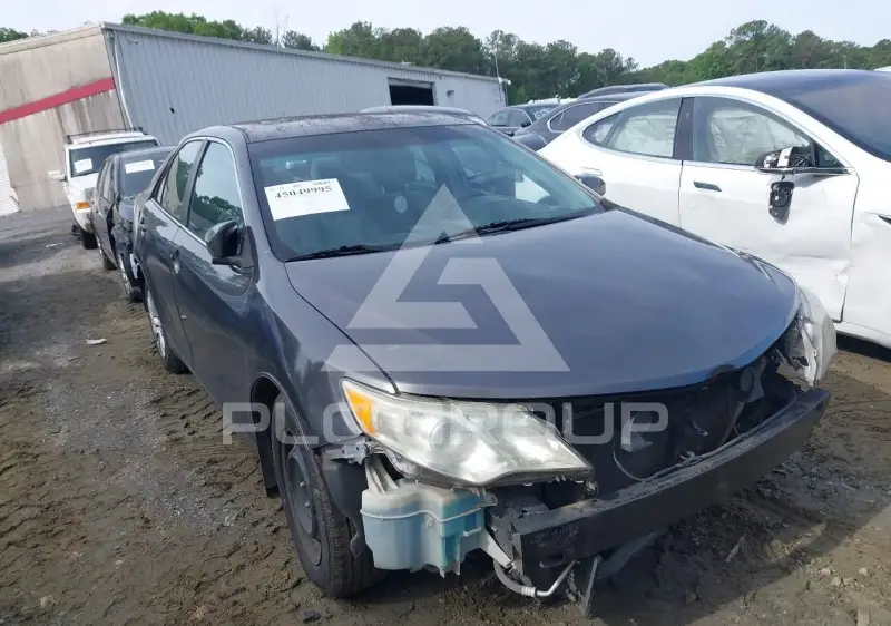 2013 Toyota CAMRY фото