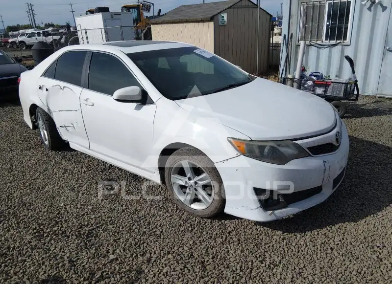 2013 Toyota CAMRY photo