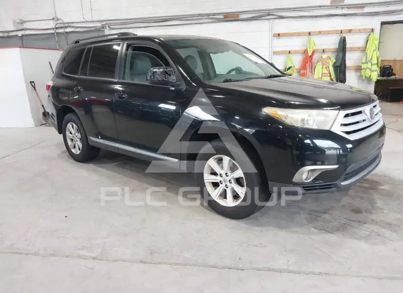 2013 Toyota Highlander photo