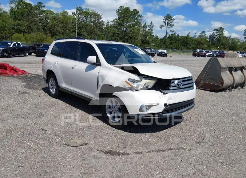 2013 Toyota Highlander фото