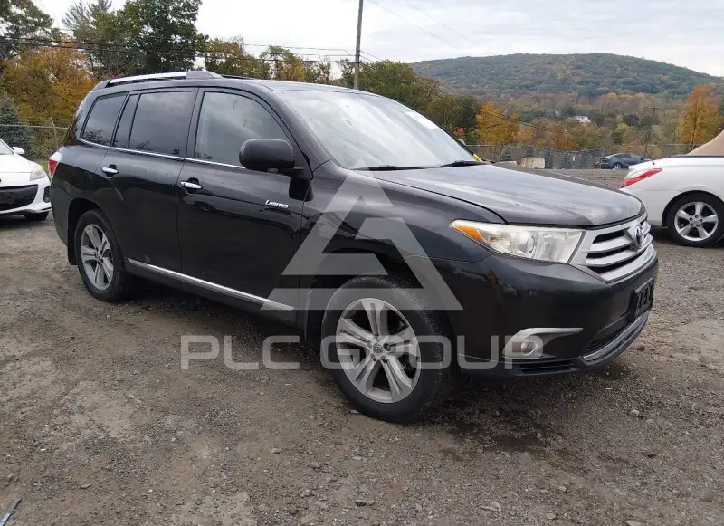 2013 Toyota Highlander photo