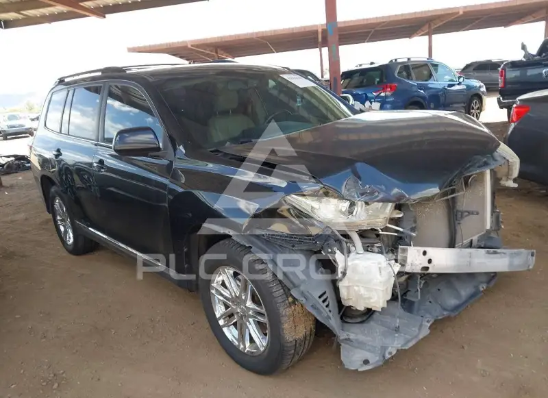 2013 Toyota Highlander фото