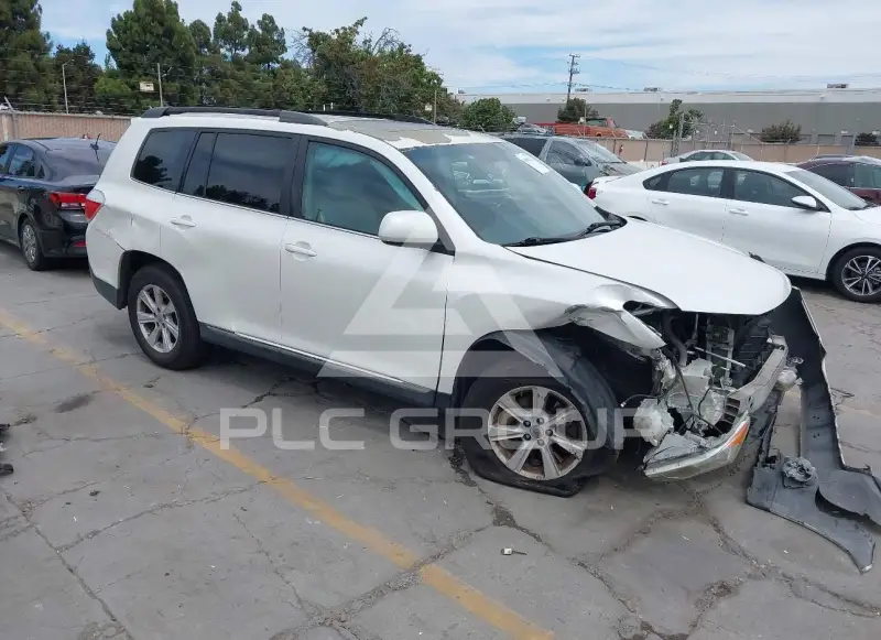 2013 Toyota Highlander photo