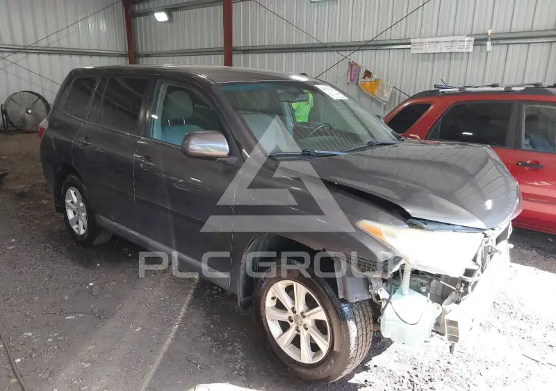 2013 Toyota Highlander фото