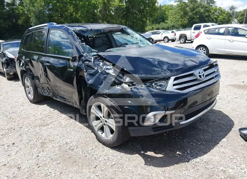 2013 Toyota Highlander фото