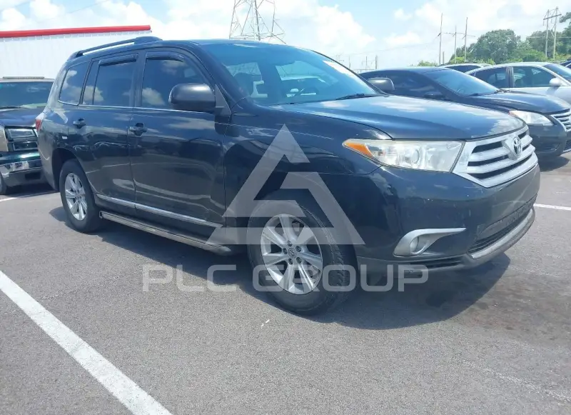 2013 Toyota Highlander фото